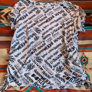 White graffiti T-shirt